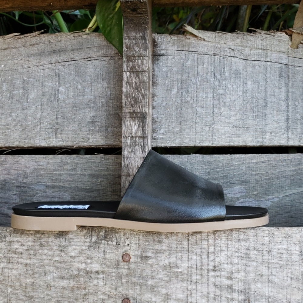 Steve Madden Karolyn Black Leather Slide Sandals - Picture 5 of 9